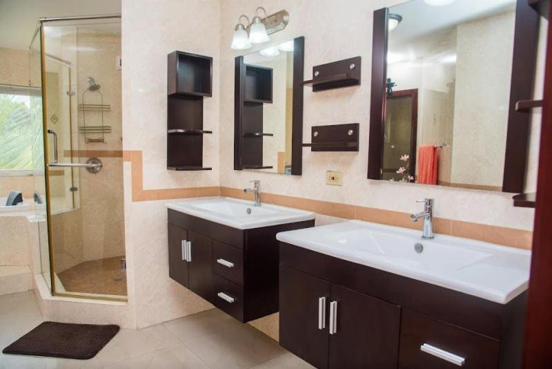 Ferienwohnung Maribella@Crystal Cove Ocho Rios Stanmore Grove Exterior foto